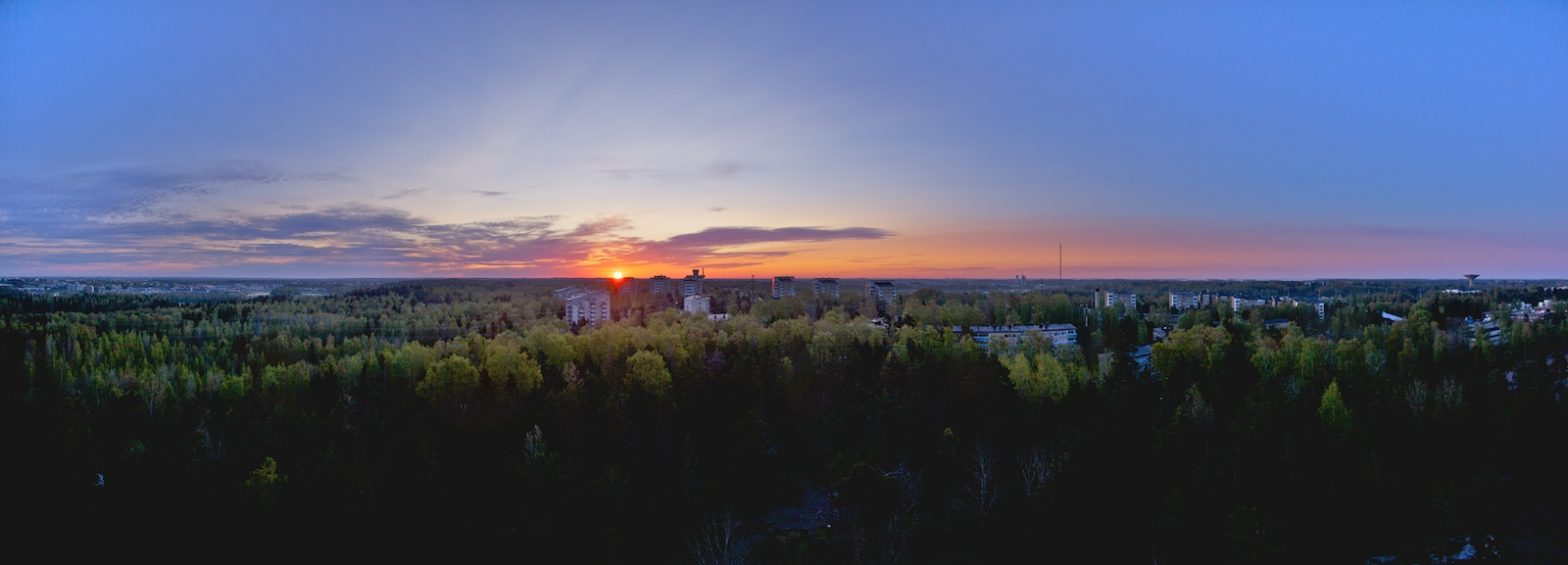 Itä-Helsingin auringonnousu